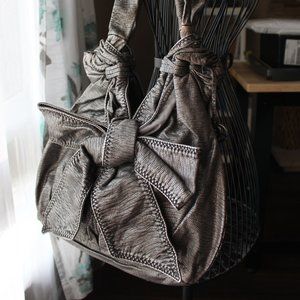 RED (Brand)Faux Leather Metallic Gray Shoulder Bag